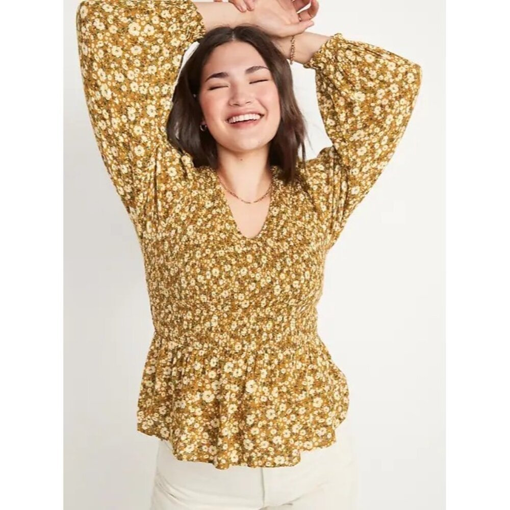 Old Navy PLUS 4X Smocked Yellow Floral Long Sleeve V-Neck Blouse Cottagecore